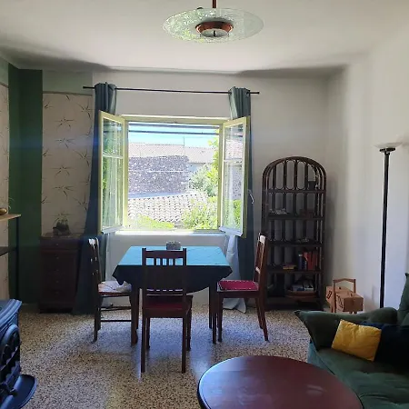 Maison De Village Atypique A 150 M De La Riviere Vakantiehuis *