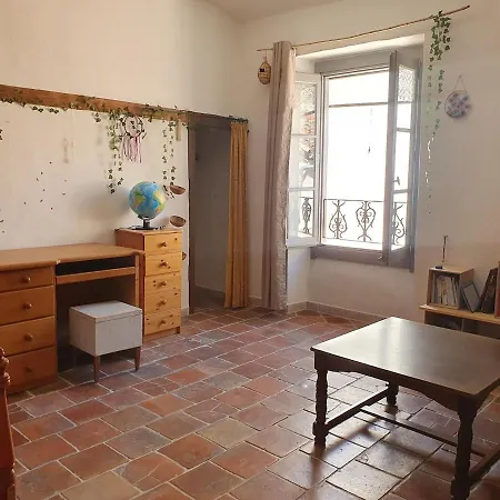 Maison De Village Atypique A 150 M De La Riviere Vakantiehuis